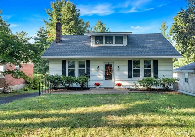 Single family home for sale at 711 Fieldston Ter, Saint Louis, MO 63119 | MLS# MIS26059785