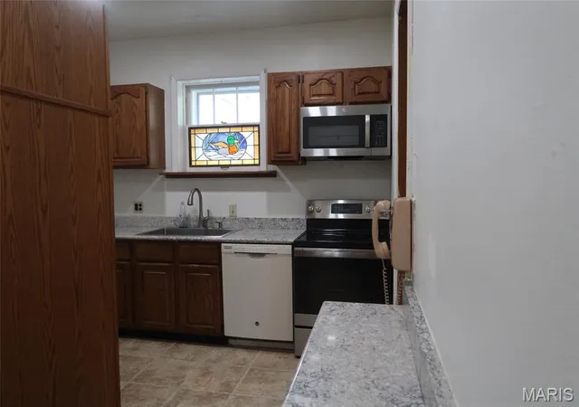 Photo 4 of Single family home for sale at 711 Fieldston Ter, Saint Louis, MO 63119 | MLS# MIS26059785 | Listing updated on 2026-09-18
