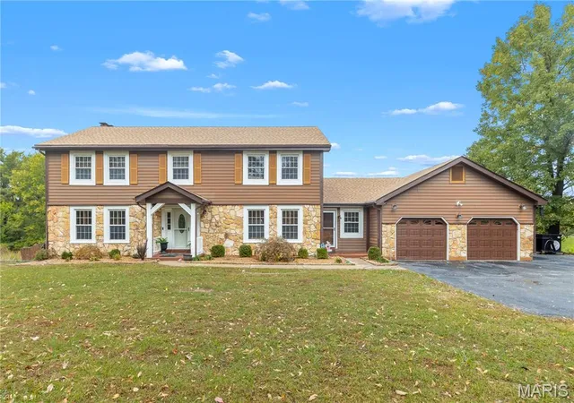 Photo 1 of Single family home for sale at 17630 Old Jamestown Rd, Florissant, MO 63034 | MLS# MIS26059786 | Listing updated on 2026-10-21