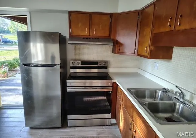 Listing Photo 4 - Condo for sale in building located at 7407 Sieloff Dr, Hazelwood, MO 63042 - Unit #A
