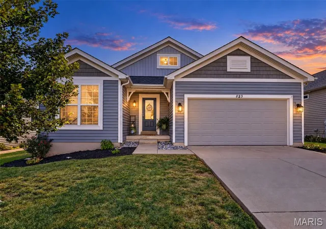 Photo 1 of Sale Pending at 823 Caspian Dr, Wentzville, MO 63385 | MLS# MIS26059793 | Listing updated on 2026-10-05
