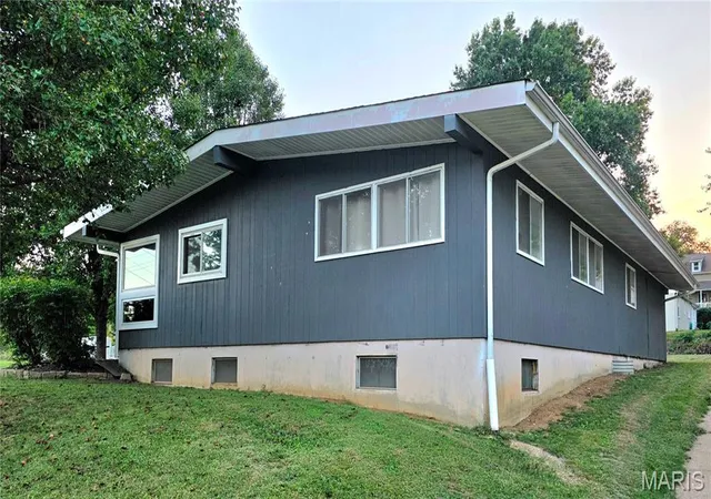 Photo 3 of Single family home for sale at 601 W 9th Street, Washington, MO 63090 | MLS# MIS26059799 | Listing updated on 2026-09-29