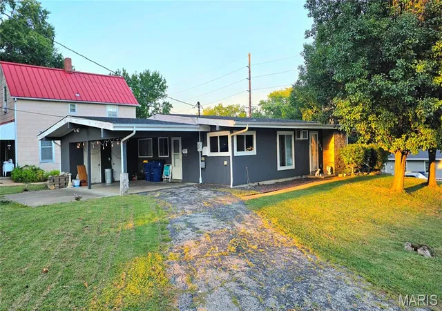 Photo 3 of Single family home for sale at 601 W 9th Street, Washington, MO 63090 | MLS# MIS26059799 | Listing updated on 2026-09-29
