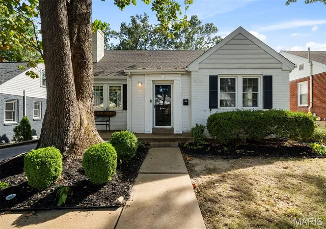 Single family home for sale at 968 Nancy Carol Ln, Saint Louis, MO 63122 | MLS# MIS26059802