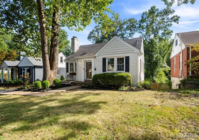 Photo 1 of Single family home for sale at 968 Nancy Carol Ln, Saint Louis, MO 63122 | MLS# MIS26059802 | Listing updated on 2026-10-08