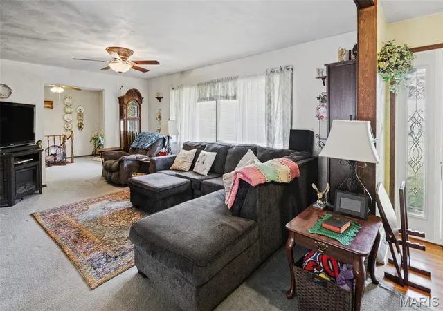 Photo 4 of Single family home for sale at 242 Gall Rd, Columbia, IL 62236 | MLS# MIS26059805 | Listing updated on 2026-10-19