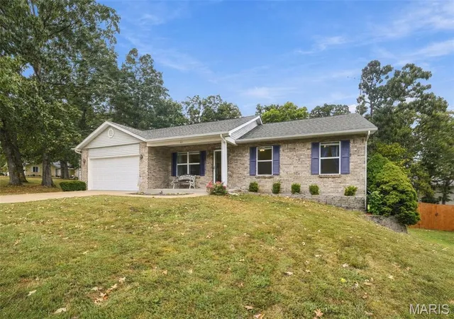 Photo 28 of Single family home for sale at 52 E Lakeview Dr, De Soto, MO 63020 | MLS# MIS26059823 | Listing updated on 2026-10-04