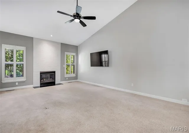 Photo 3 of Single family home for sale at 925 Daffodil Ridge Dr, O Fallon, MO 63366 | MLS# MIS26059838 | Listing updated on 2026-10-05