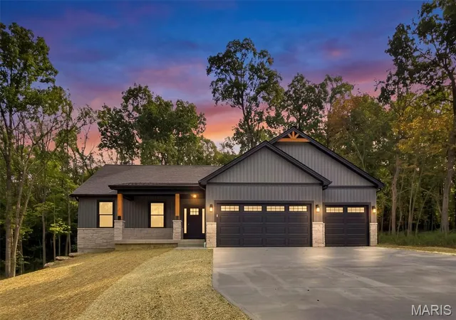 Photo 1 of Single family home for sale at 119 Billy Allen Ln, Troy, MO 63379 | MLS# MIS26059839 | Listing updated on 2026-09-29