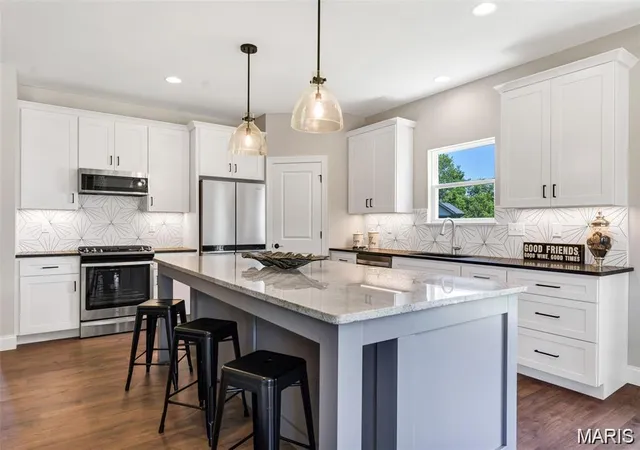 Photo 3 of House for sale at The Grand Columbia Floor Plan, O'fallon, MO 63366 | MLS# MIS26059848 | Listing updated on 2026-10-05