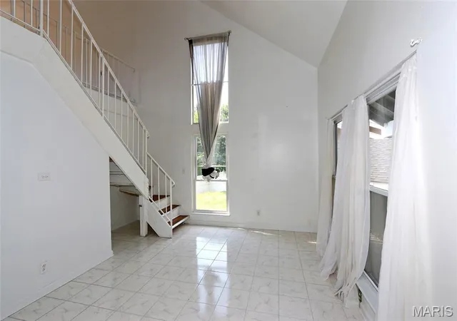 Photo 3 of Single family home for sale at 1420 Pine Row Ct, Saint Louis, MO 63146 | MLS# MIS26059876 | Listing updated on 2026-10-13