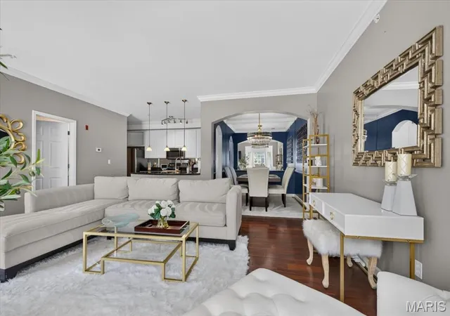 Photo 3 of Condo for sale at 2630 Mcknight Xing Ct, Saint Louis, MO 63124 | MLS# MIS26059879 | Listing updated on 2026-09-18