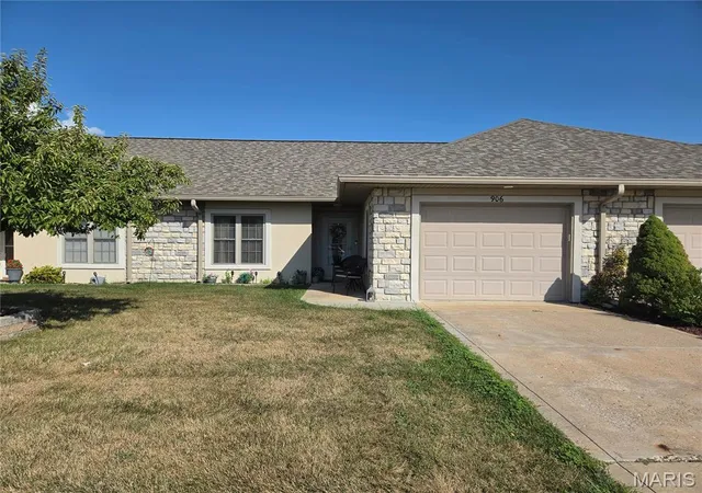Photo 2 of Single family home for sale at 906 Aspen Ave, Warrenton, MO 63383 | MLS# MIS26059884 | Listing updated on 2026-10-09