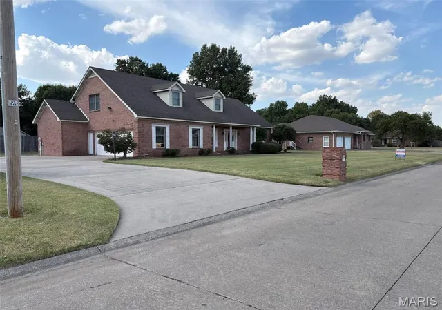 Photo 2 of Single family home for sale at 603 Kristina Reed St, Hayti, MO 63851 | MLS# MIS26059885 | Listing updated on 2026-09-30
