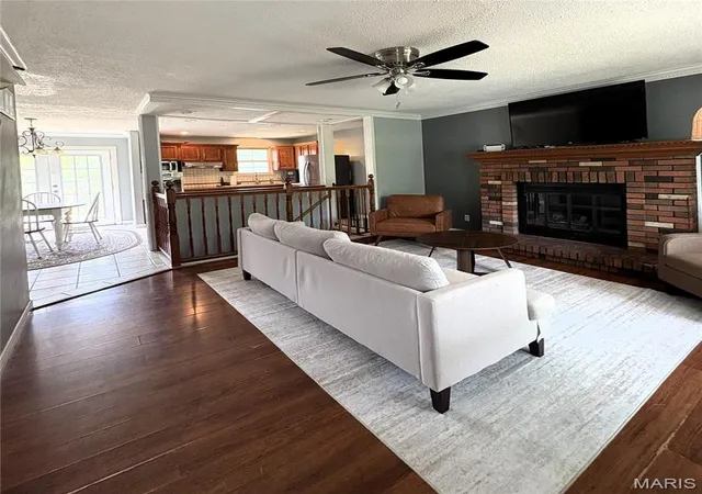 Photo 2 of Single family home for sale at 6344 Charlay Dr, Imperial, MO 63052 | MLS# MIS26059929 | Listing updated on 2026-09-27
