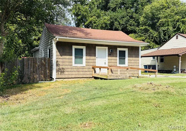 Photo 2 of Single family home for sale at 159 Connolly Dr, Saint Louis, MO 63135 | MLS# MIS26059931 | Listing updated on 2026-09-18