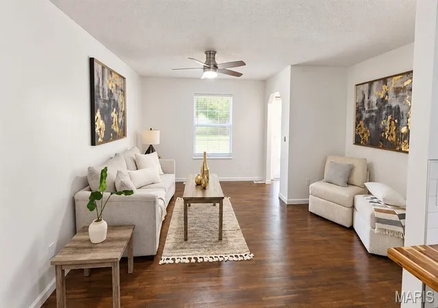 Photo 2 of Single family home for sale at 2216 Foggy Btm Dr, Florissant, MO 63031 | MLS# MIS26059932 | Listing updated on 2026-10-04