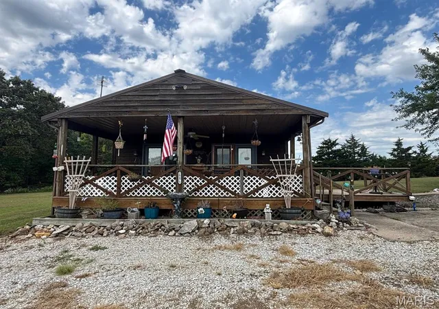 Photo 1 of Single family home for sale at 20475 Monroe 455 Rd, Stoutsville, MO 65283 | MLS# MIS26059953 | Listing updated on 2026-09-25