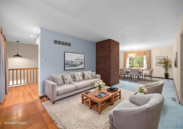 Photo 3 of Single family home for sale at 2007 Main Dr, Highland, IL 62249 | MLS# MIS26059954 | Listing updated on 2026-09-20
