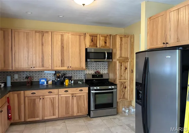 Photo 3 of Single family home for sale at 541 Ripson Brg Ave, Sorento, IL 62086 | MLS# MIS26059962 | Listing updated on 2026-10-19