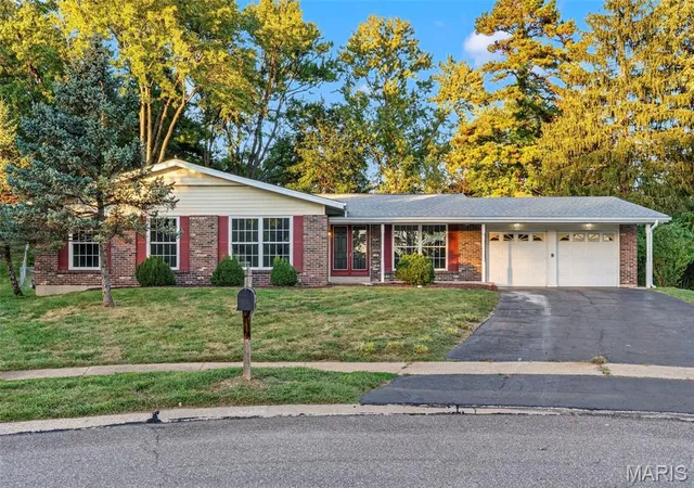 Single family home for sale at 12363 Merrick Dr, Saint Louis, MO 63146 | MLS# MIS26059966