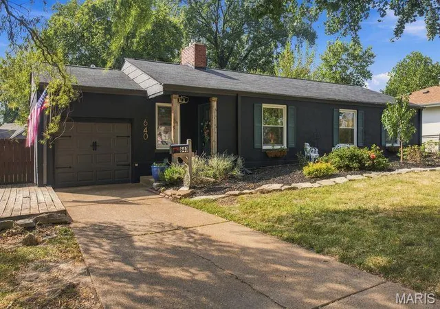 Single family home for sale at 640 Warrenton Dr, Saint Louis, MO 63122 | MLS# MIS26059974