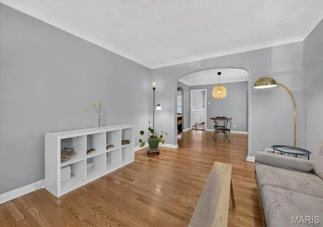 Photo 4 of Single family home for sale at 5348 Sunshine Dr, Saint Louis, MO 63109 | MLS# MIS26059983 | Listing updated on 2026-09-22