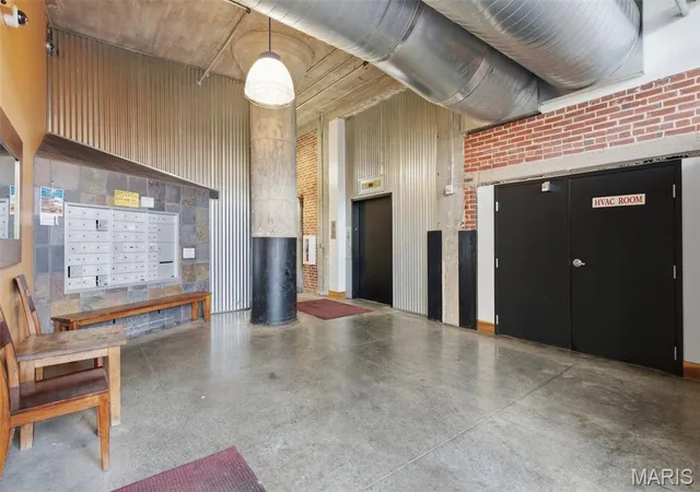 Photo 3 of Condo for sale at 1601 Washington Ave #211, Saint Louis, MO 63103 | MLS# MIS26059986 | Listing updated on 2026-10-01