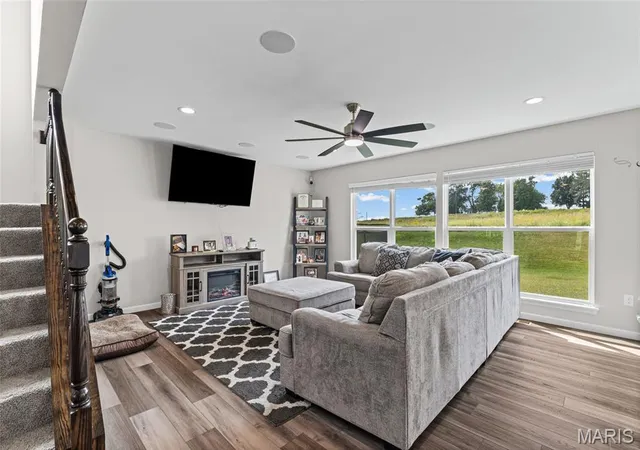 Photo 3 of Single family home for sale at 16769 River Stone Dr, Florissant, MO 63031 | MLS# MIS26059997 | Listing updated on 2026-09-18