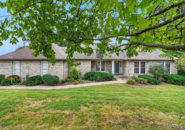 Photo 1 of Single family home for sale at 74 Forest Hills Dr, Washington, MO 63090 | MLS# MIS26060005 | Listing updated on 2026-10-06