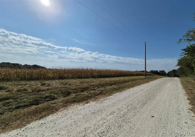 Photo 2 of Sale Pending at 0 Russell Rd (tract 5 2480+/ Acres), Troy, MO 63379 | MLS# MIS26060016 | Listing updated on 2026-09-23