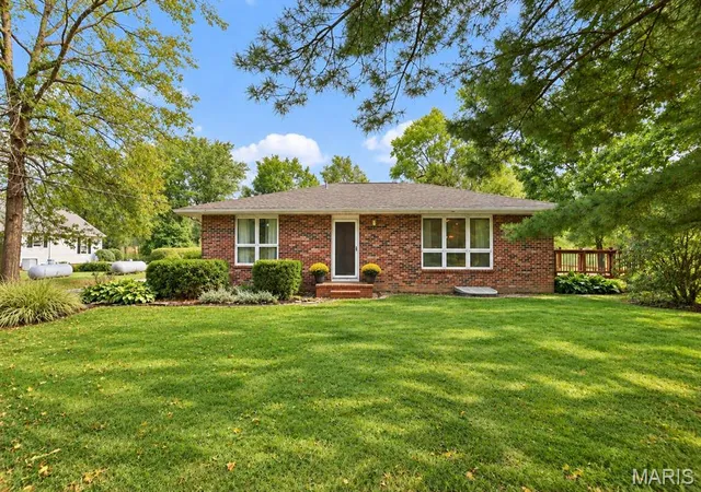Single family home for sale at 5831 Redbud Ln, Edwardsville, IL 62025 | MLS# MIS26060022