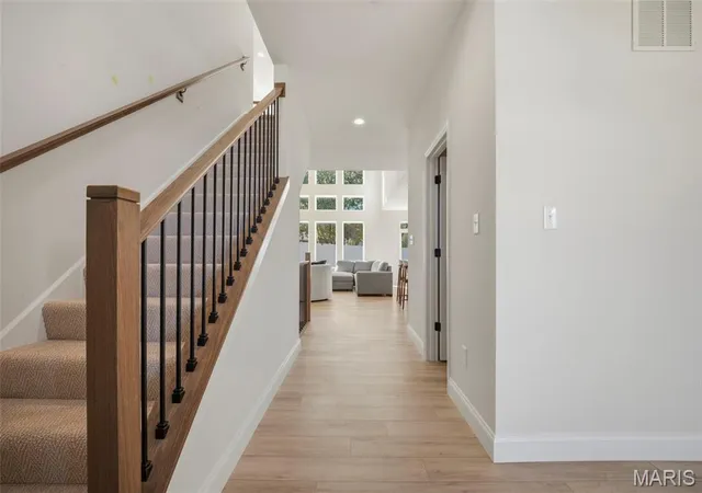 Photo 3 of Single family home for sale at 535 Ryehill Dr, Saint Peters, MO 63376 | MLS# MIS26060034 | Listing updated on 2026-10-09