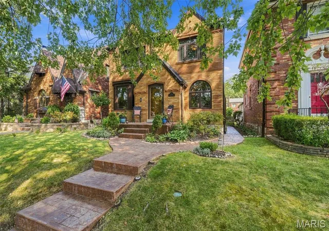 Single family home for sale at 6515 Murdoch Ave, Saint Louis, MO 63109 | MLS# MIS26060040