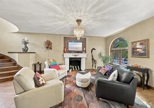 Photo 2 of Single family home for sale at 6515 Murdoch Ave, Saint Louis, MO 63109 | MLS# MIS26060040 | Listing updated on 2026-09-23