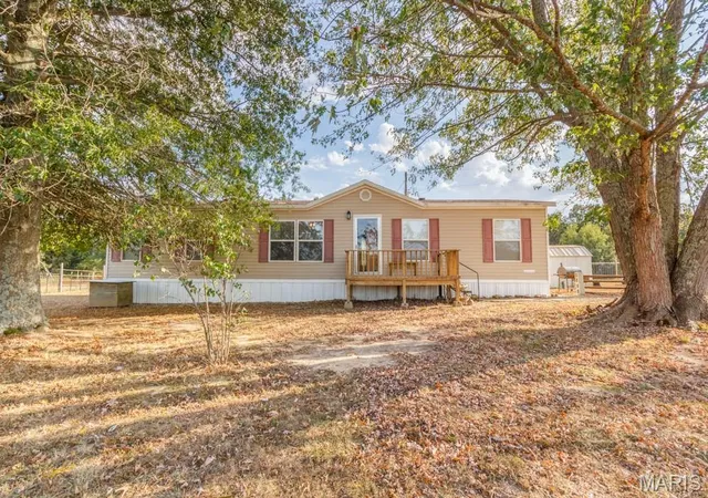 Manufactured home for sale at 19926 Jasper Rd, Lebanon, MO 65536 | MLS# MIS26060041
