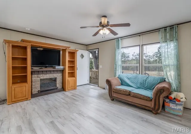 Photo 3 of Manufactured home for sale at 19926 Jasper Rd, Lebanon, MO 65536 | MLS# MIS26060041 | Listing updated on 2026-09-19