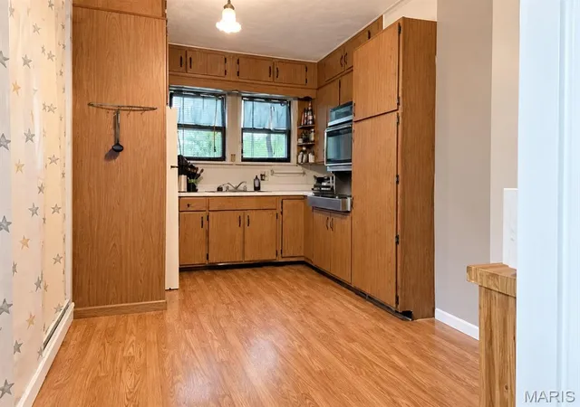 Photo 3 of Single family home for sale at 500 W Sloan, Harrisburg, IL 62946 | MLS# MIS26060051 | Listing updated on 2026-09-25