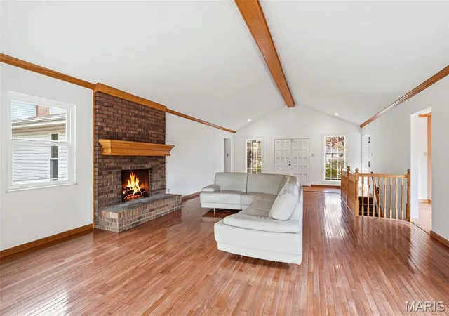 Photo 2 of Single family home for sale at 1709 Howehill Ct, Chesterfield, MO 63017 | MLS# MIS26060054 | Listing updated on 2026-10-28