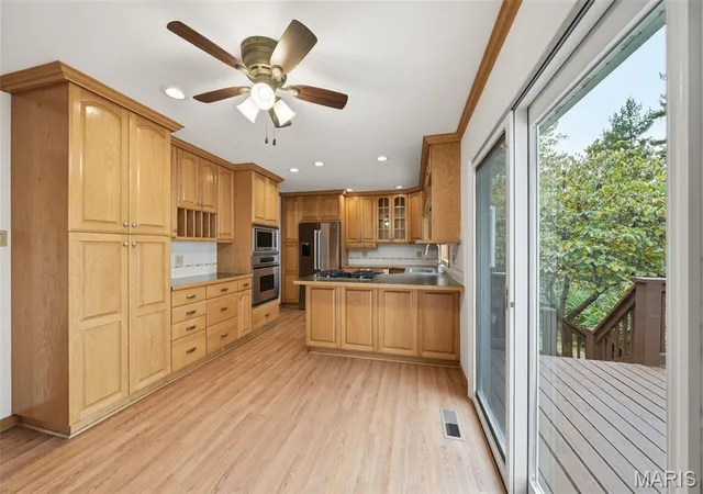 Photo 4 of Single family home for sale at 1709 Howehill Ct, Chesterfield, MO 63017 | MLS# MIS26060054 | Listing updated on 2026-10-28