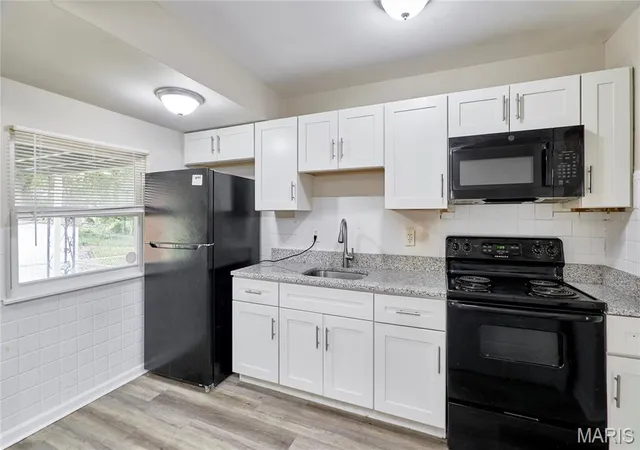 Photo 3 of Single family home for sale at 114 Monteith Cir, Saint Louis, MO 63137 | MLS# MIS26060059 | Listing updated on 2026-09-18