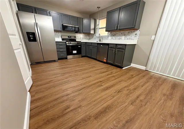 Listing Photo 4 - Condo for sale in building located at 262 Carmel Woods Dr, Ellisville, MO 63021