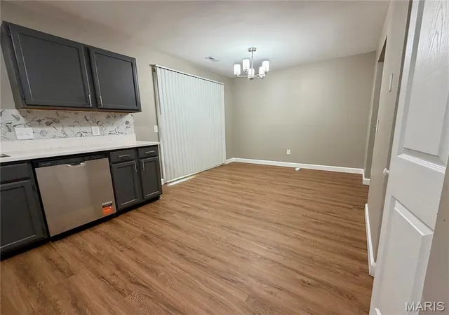 Listing Photo 5 - Condo for sale in building located at 262 Carmel Woods Dr, Ellisville, MO 63021