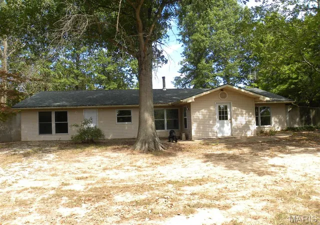 Photo 1 of Single family home for sale at 21512 Richey Holw Rd, Jerseyville, IL 62052 | MLS# MIS26060065 | Listing updated on 2026-09-22
