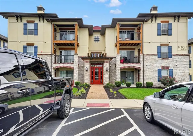 Photo 1 of Condo for sale at 232 Bordeaux Way, Saint Peters, MO 63376 | MLS# MIS26060087 | Listing updated on 2026-10-07