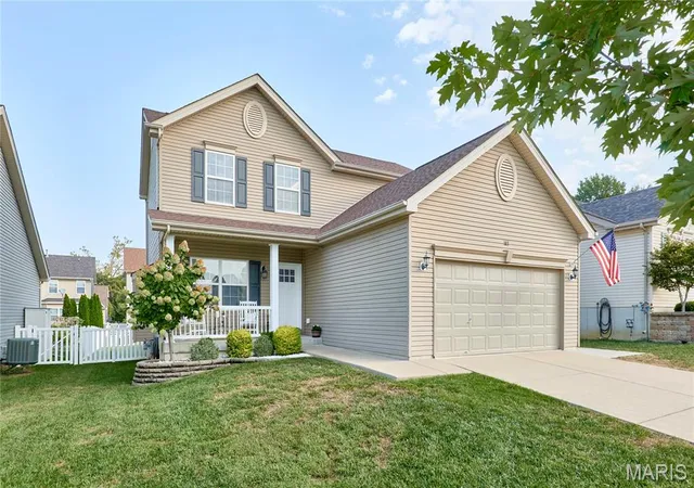 Photo 3 of Sale Pending at 103 Marigold Meadows, O Fallon, MO 63368 | MLS# MIS26060148 | Listing updated on 2026-09-21
