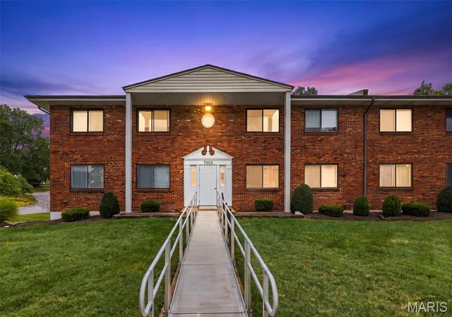 Condo for sale at 7904 Camelot Ln #1, Saint Louis, MO 63123 | MLS# MIS26060162