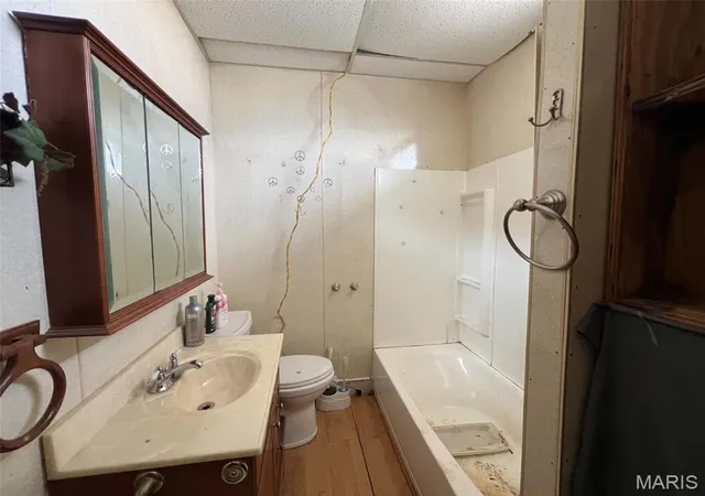 Photo 4 of Sale Pending at 102 Carrie St, Taylor Springs, IL 62089 | MLS# MIS26060165 | Listing updated on 2026-10-09