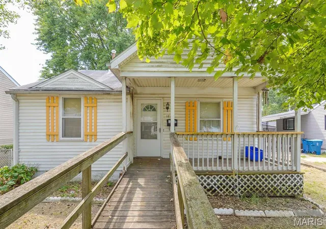 Photo 1 of Single family home for sale at 1816 Ferguson Ave, Granite City, IL 62040 | MLS# MIS26060183 | Listing updated on 2026-09-19