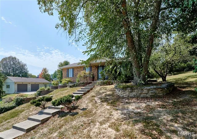 Photo 1 of Single family home for sale at 1503 Riverview Dr, Elsberry, MO 63343 | MLS# MIS26060186 | Listing updated on 2026-09-24